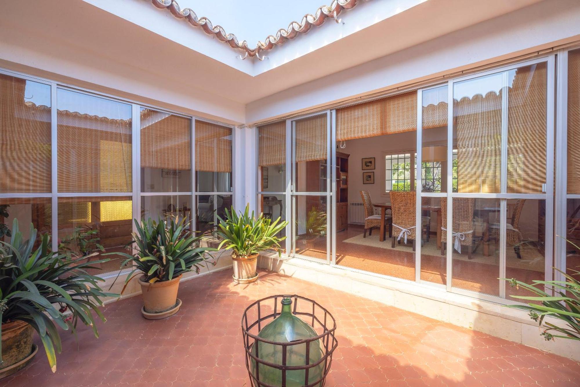 Ideal House For Two Families With Pool And Barbecue Plamanyola エクステリア 写真